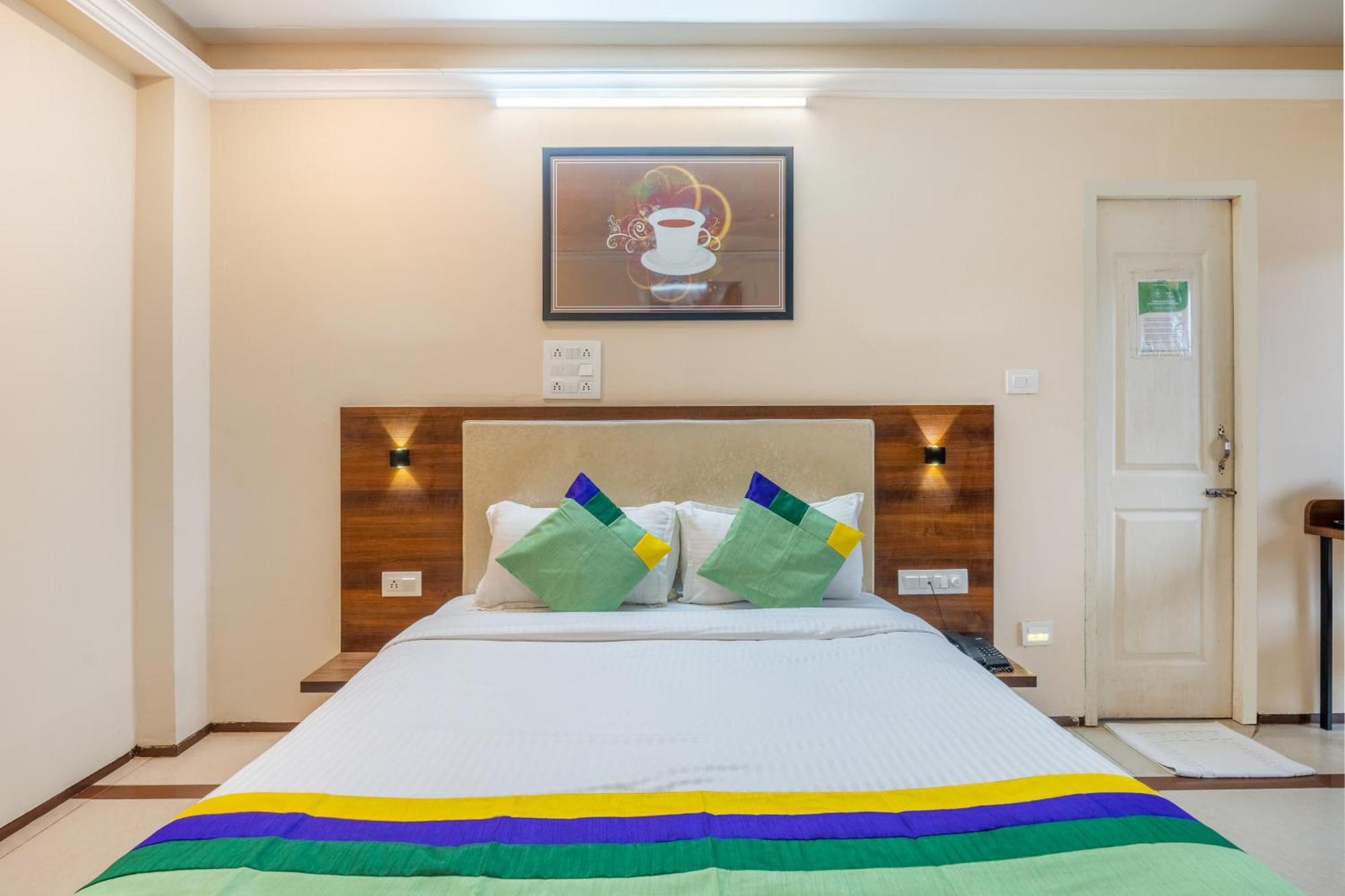 Treebo Sunheads Hotel Panaji Buitenkant foto